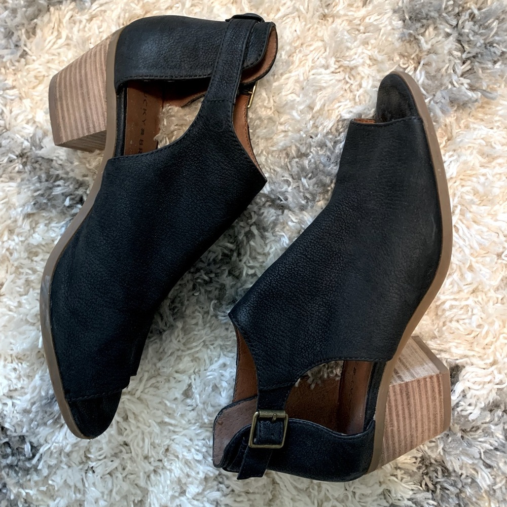 Lucky Brand Barimo Peep Toe Booties Size 9